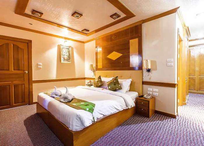 Varindavan Park Serviced 酒店 4*