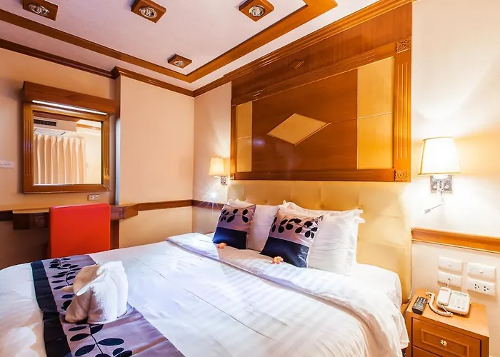 Varindavan Park Serviced 曼谷