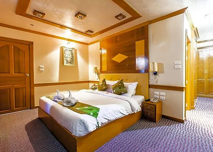 Varindavan Park Serviced 酒店 4*
